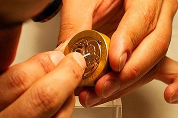 郑州劳力士手表走时不准了维修多少钱